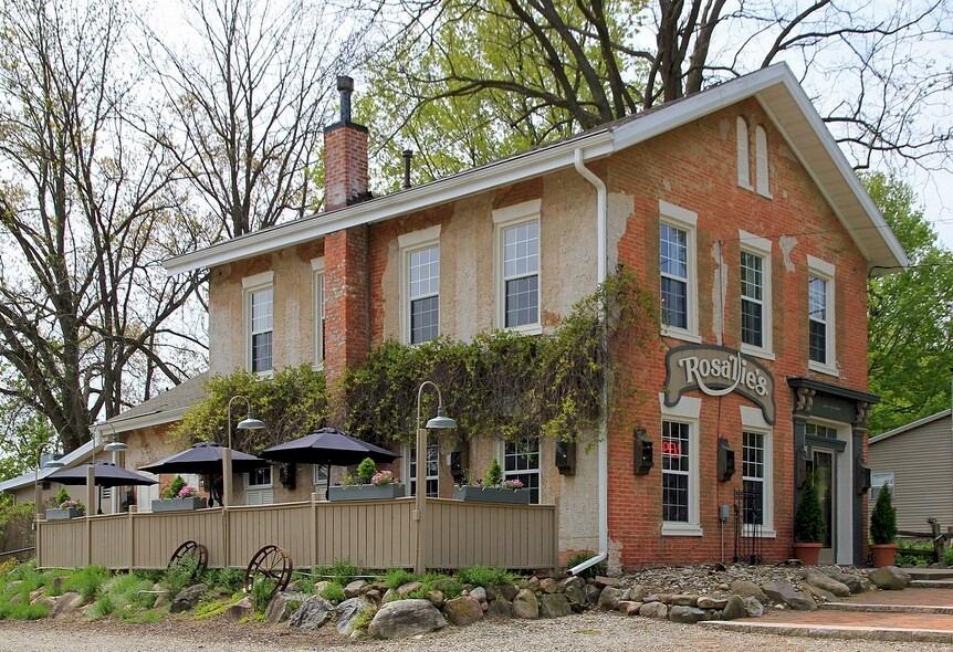 Picture of Rosalies Roadhouse