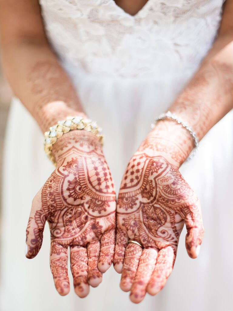 Palm henna tattoo for wedding