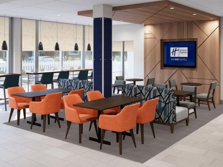 Picture of Holiday Inn Express & Suites Alton - St. Louis, an IHG Hotel