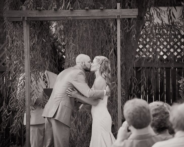 Sharon and Eric First Kiss