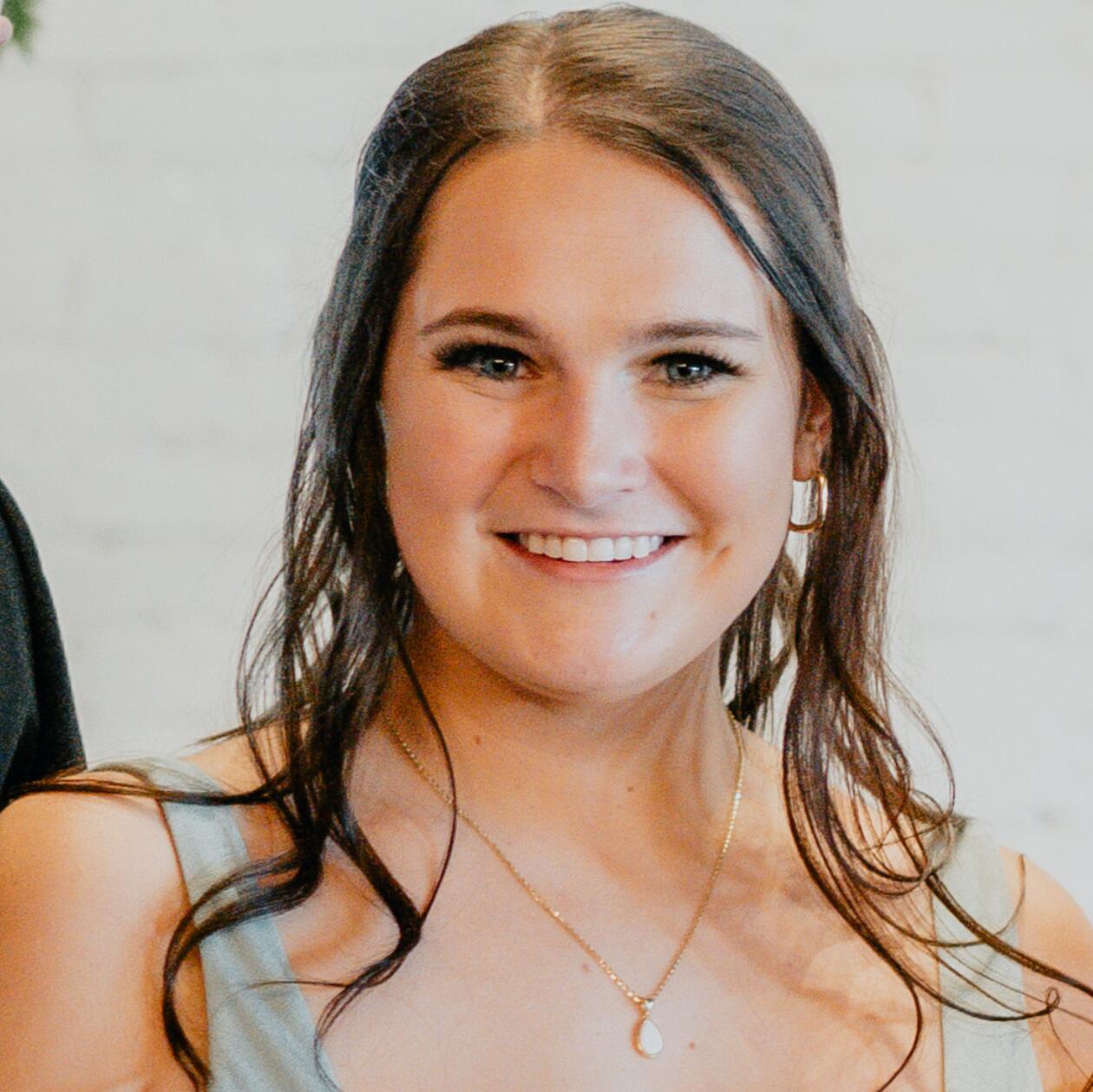 Laura Kinsler 