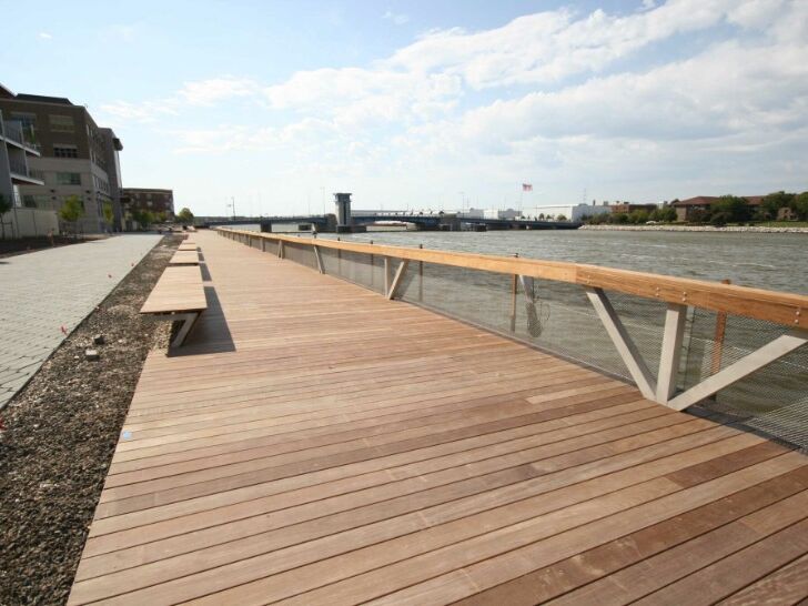Picture of CityDeck