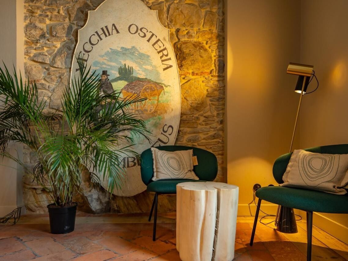 Picture of LOCANDA MODERNA CARLAMBROEUS
