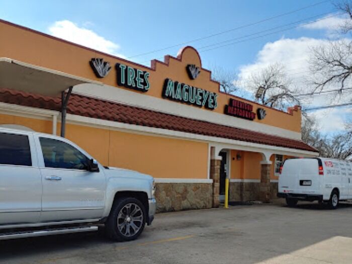 Picture of Tres Magueyes Cantina & Grill