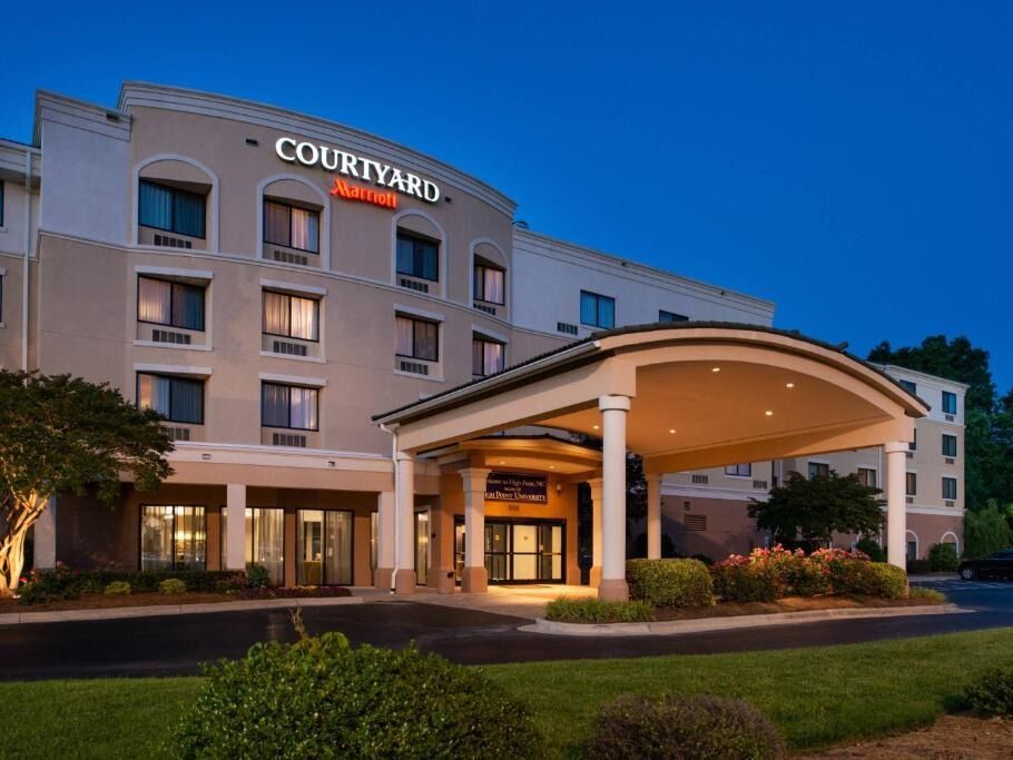 Picture of Courtyard High Point