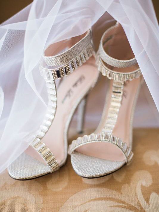 Metalic bridal heels