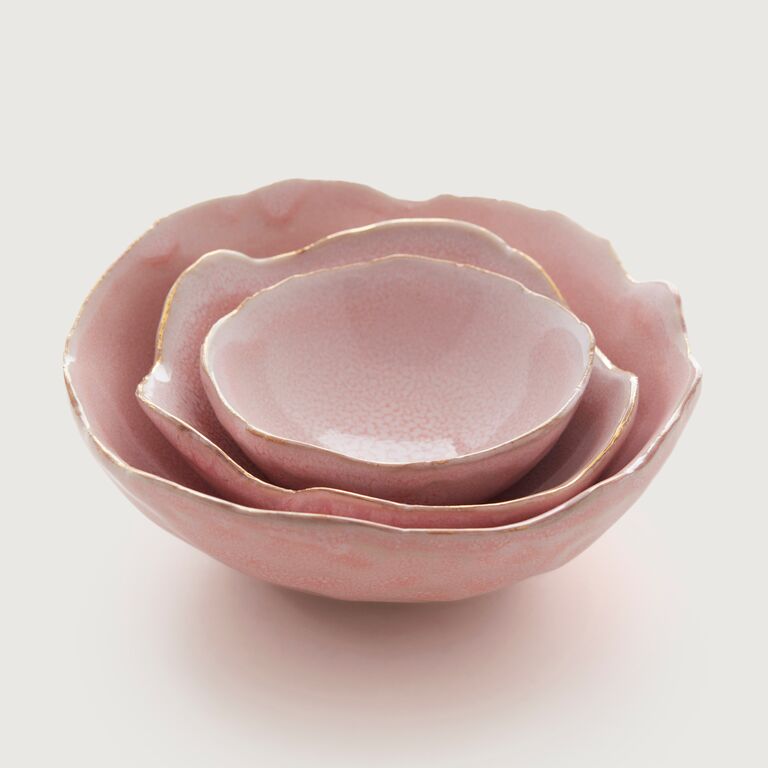Pink ceramic nesting engagement ring dishes