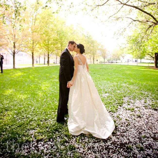 The Bride Kelley Williams, 27, a resident physician in psychiatry at University of Illinois Hospital The Groom Mark Volpe, 27, a property tax analyst 