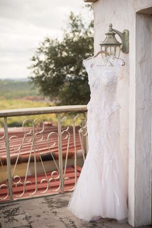 Monique Lhullier Wedding Dress with Lace Appliqué