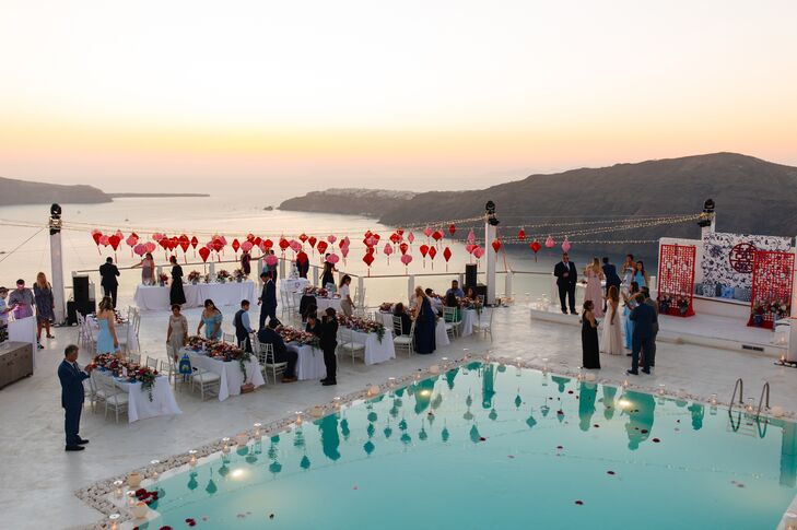 Elegant, Simple Waterfront Reception in Greece