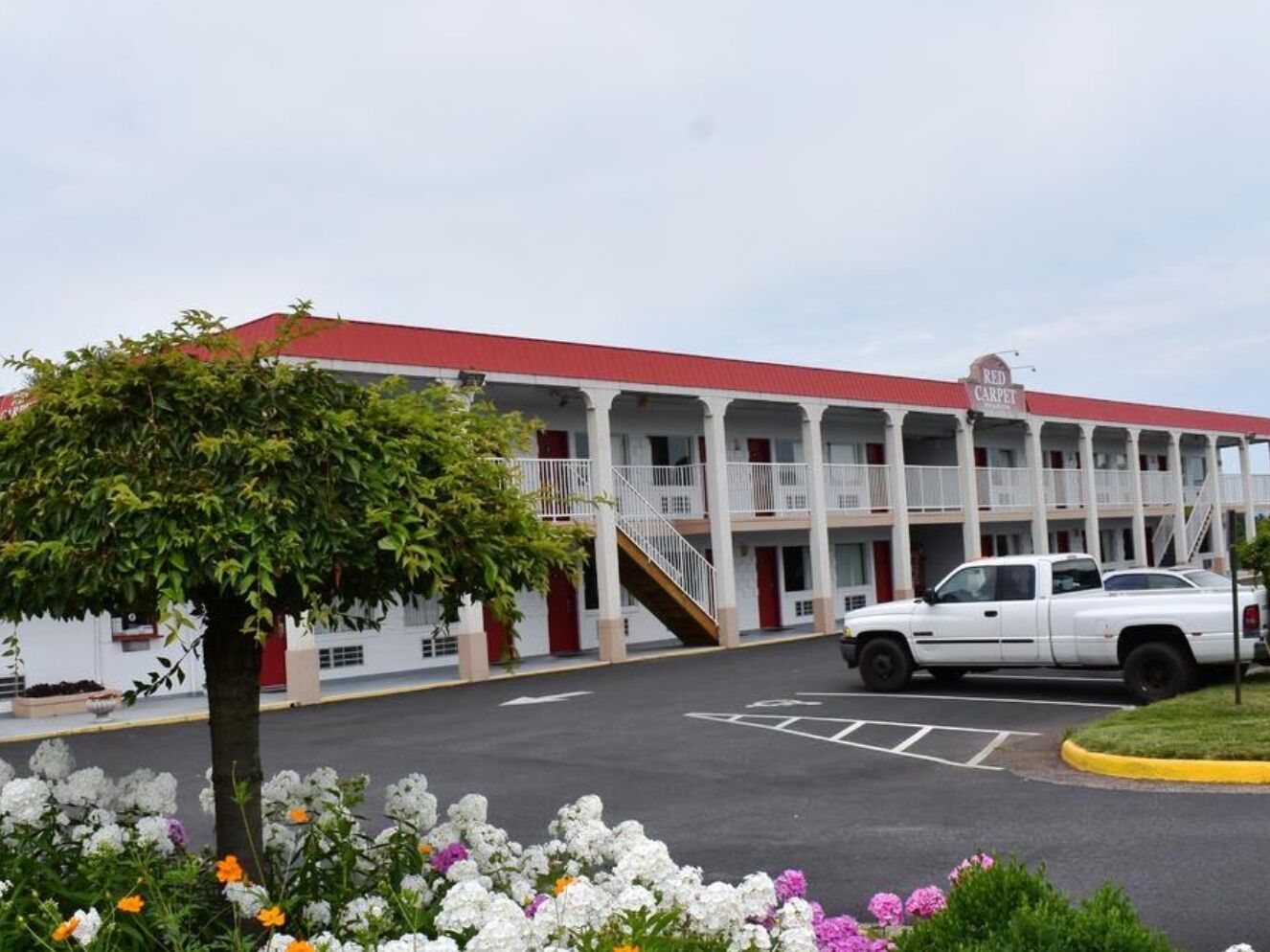 Picture of Red Carpet Inn