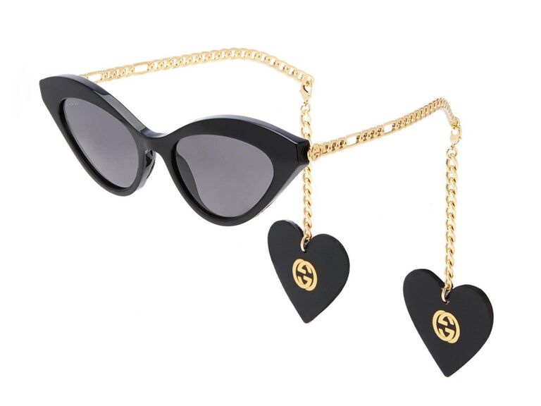 moda operandi black and gold gucci cat eye bride sunglasses with removable heart chains