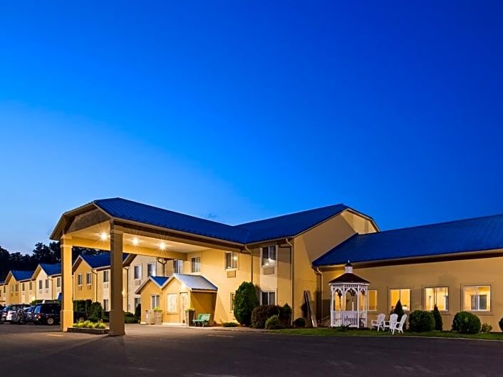 Picture of Best Western New Baltimore Inn