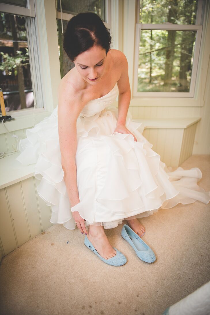 Bride Gets Ready for the Wedding with Her Light Blue Shoes