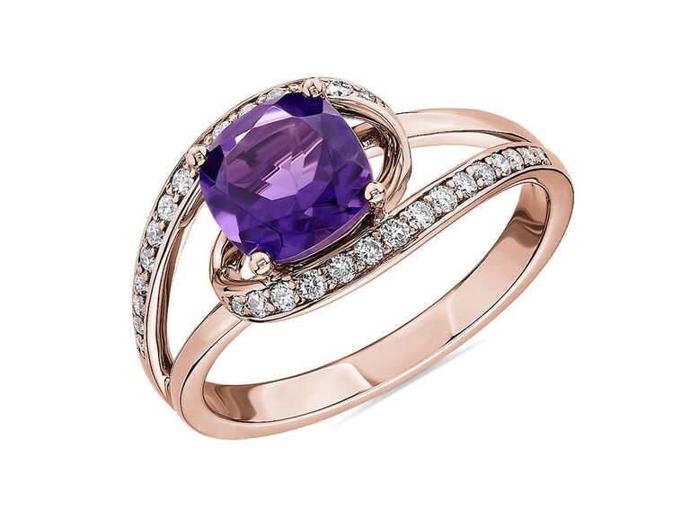 blue nile amethyst engagement ring with cushion cut amethyst claw prongs curved rose gold and round diamond split shank with plain rose gold band