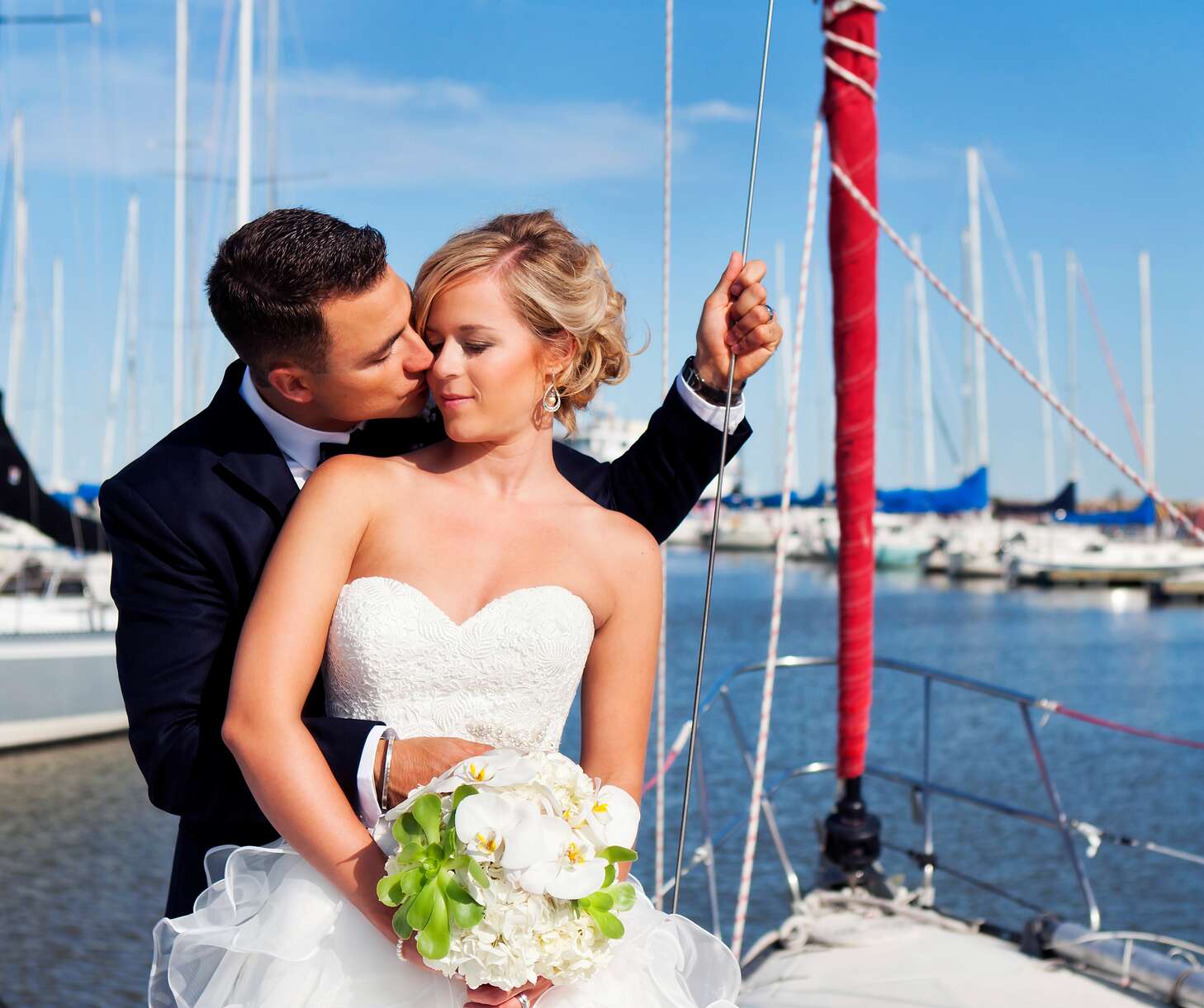 A Romantic, Nautical Wedding at the Waterfront Centre in Gimli ...