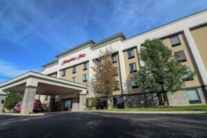 Picture of Hampton Inn Cleveland Airport Tiedeman Road