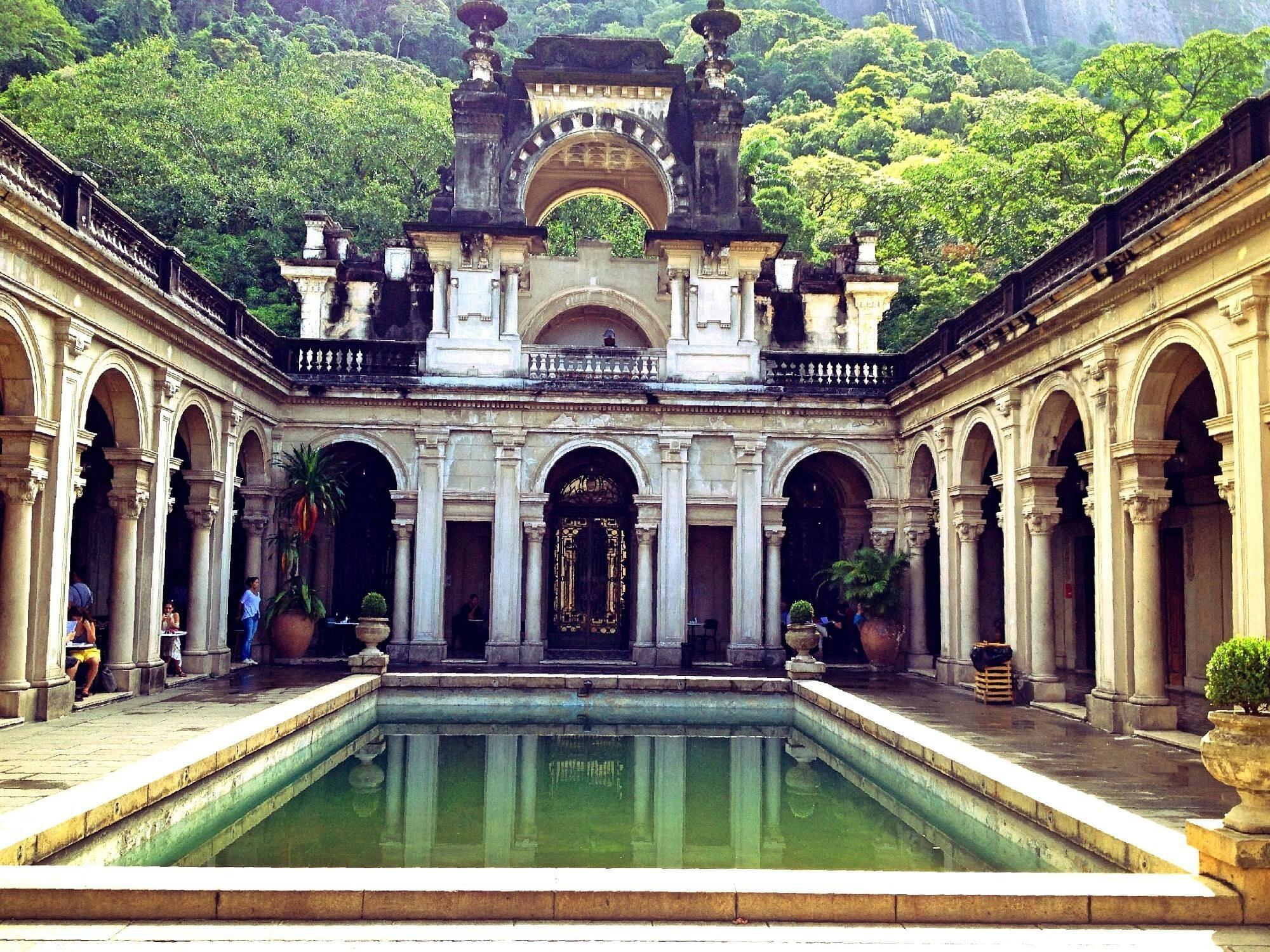 Picture of Parque Lage
