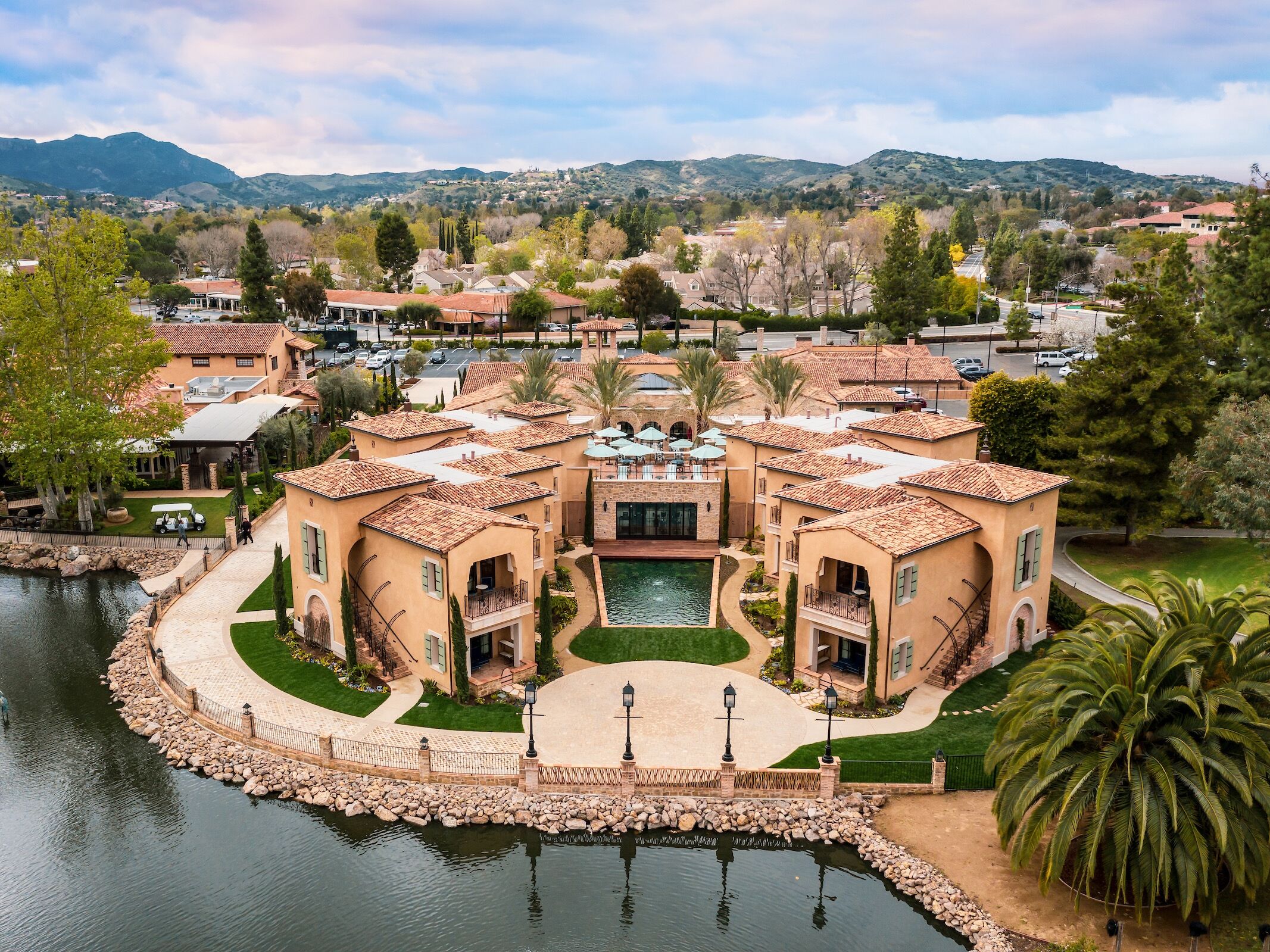 Picture of Westlake Village Inn