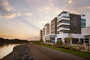 Picture of The Landing Hotel at Rivers Casino & Resort
