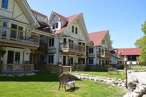 Picture of LakeBluff Condo's at Stonecliffe