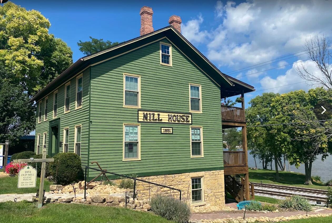 Picture of Old Mill House