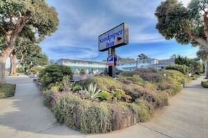 Picture of Morro Bay Sandpiper Inn