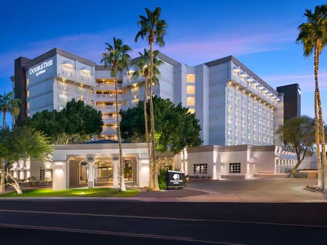 Picture of DoubleTree by Hilton Phoenix Mesa