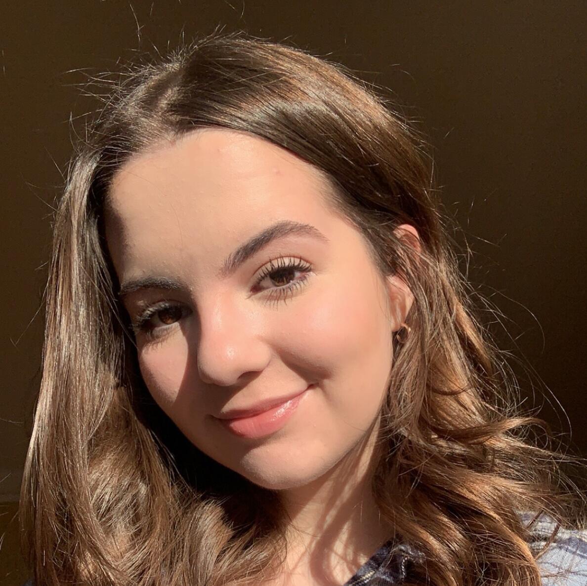Carly Clo