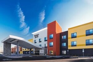 Picture of Fairfield Inn&Suite by Marriott Fresno Yosemite Intl Airport
