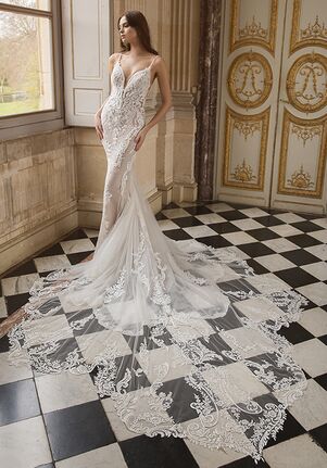 ÉLYSÉE LUCIDA Sheath Wedding Dress