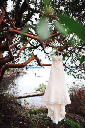 White Strapless Dress with Sweetheart Neckline