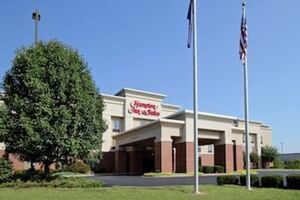 Picture of Hampton Inn & Suites Murray