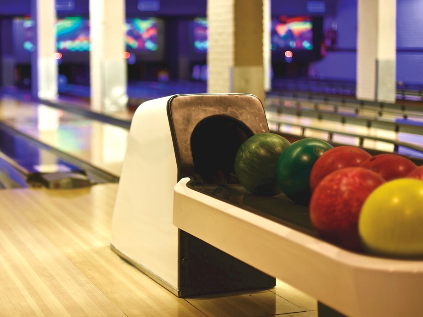 Picture of Bowlero Buffalo Grove