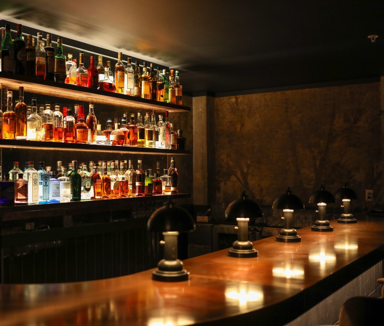 Picture of Double Dealer Bar