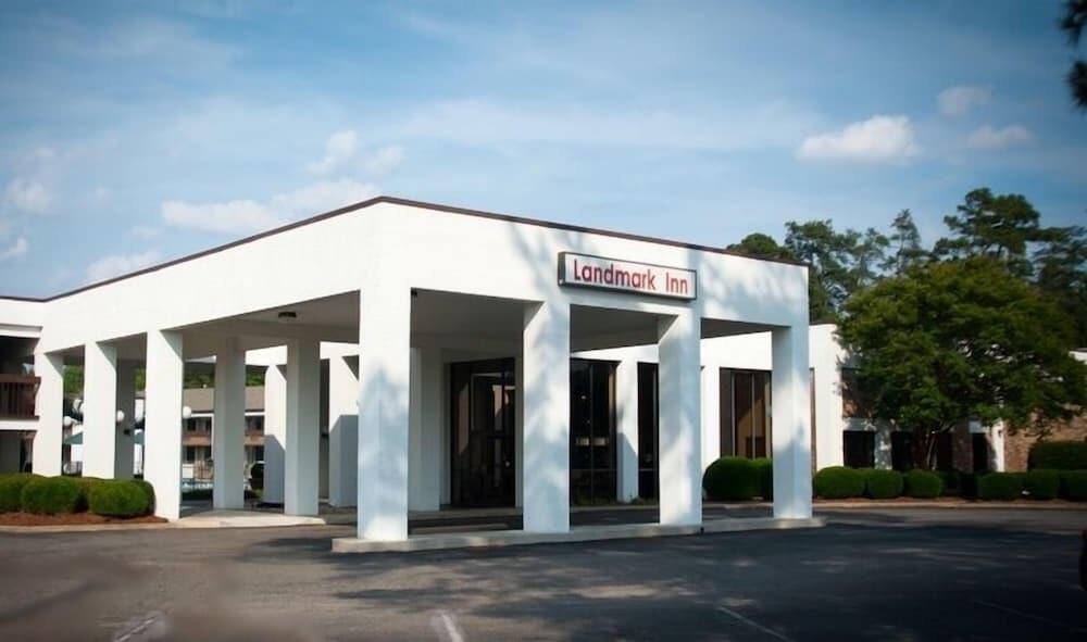 Picture of The Landmark Inn