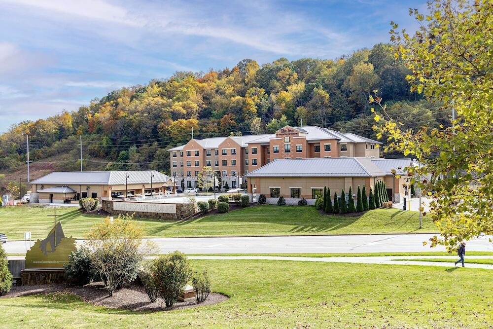 Picture of Best Western Plus Franciscan Square Inn and Suites