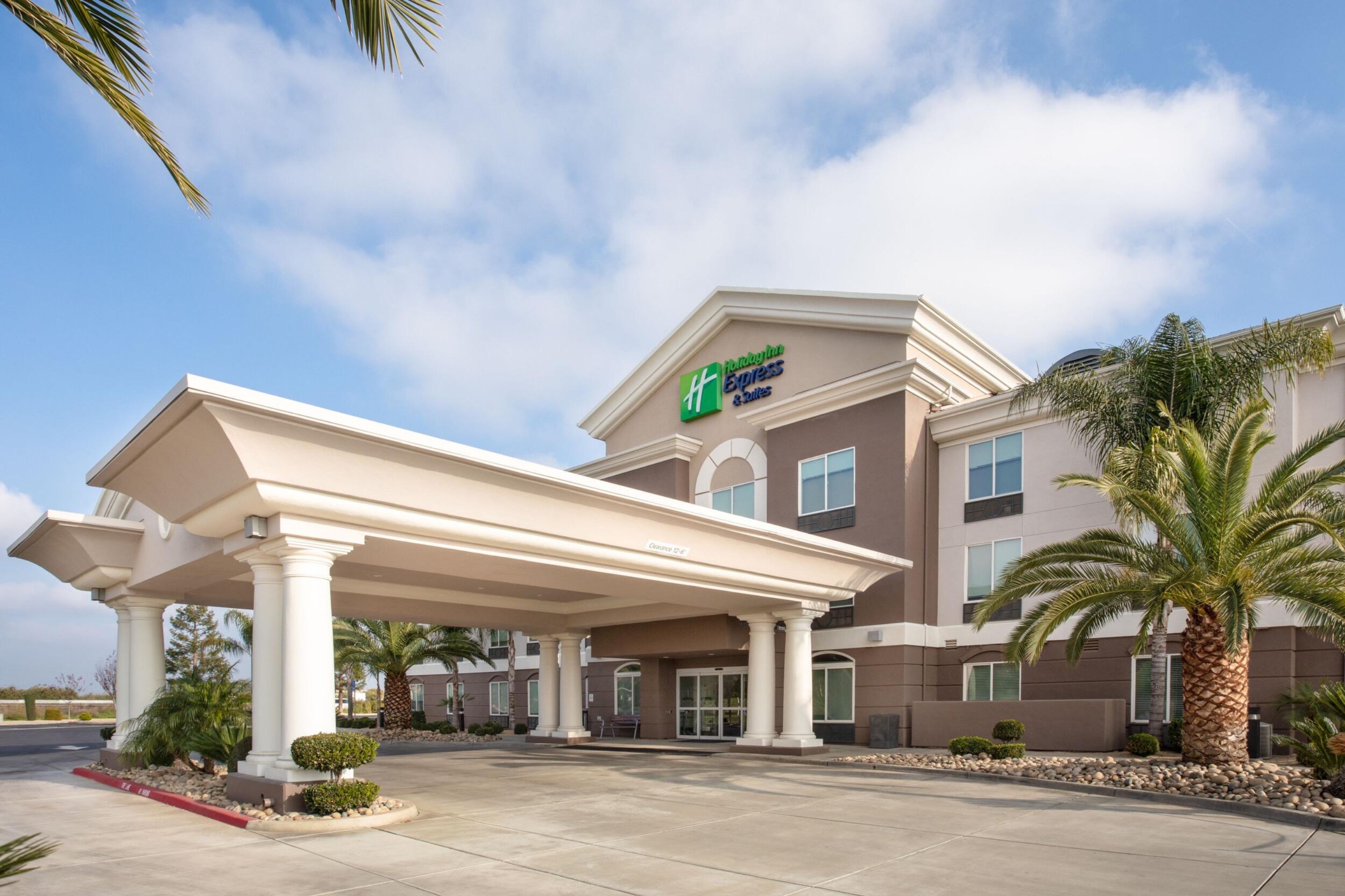 Picture of Holiday Inn Express & Suites Chowchilla - Yosemite Park Area, an IHG Hotel