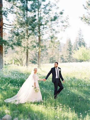 Simple, Elegant Outdoor Wedding in Nevada