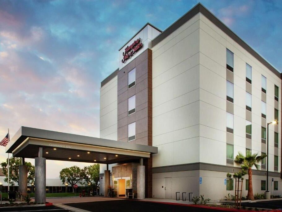 Picture of Hampton Inn & Suites Irvine-Orange County Airport
