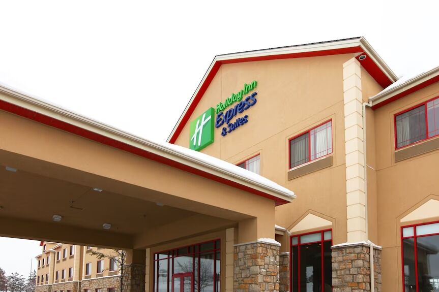 Picture of Holiday Inn Express & Suites Olathe North by IHG