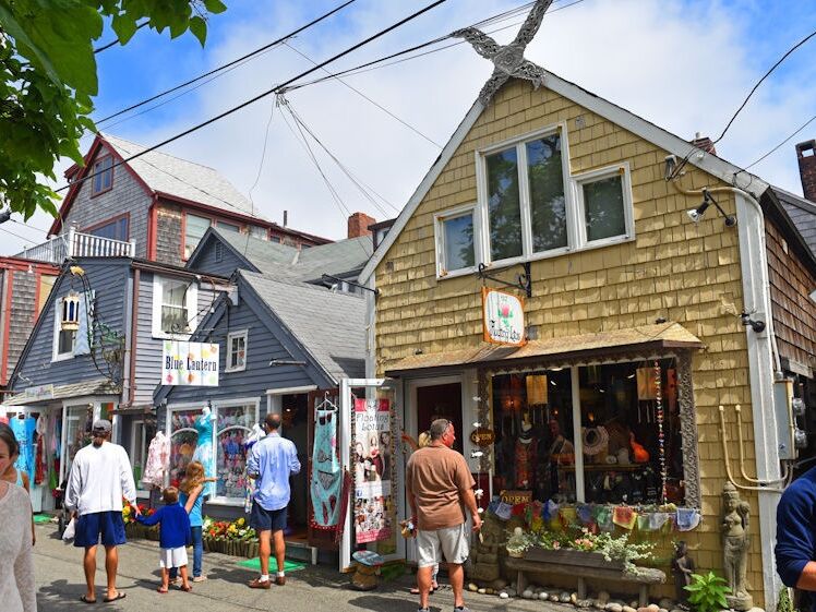Picture of Bearskin Neck Shops