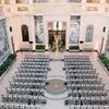 Sweet Peas and Roses Packed on the Romance at This Detroit Institute of Arts Wedding