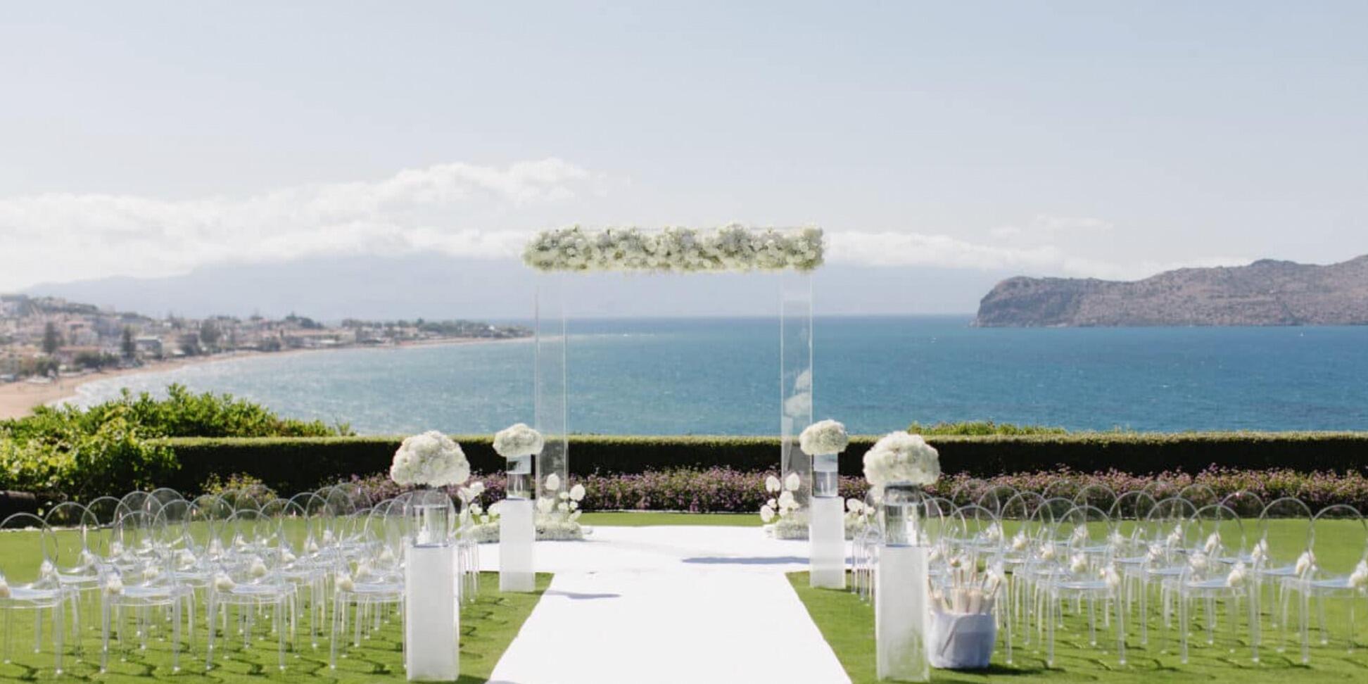 Wedding Day – Sea View En Kipo: Our wedding day will be held at the beautiful Sea View En Kipo. Join us for our ceremony and reception, followed by great food, music, and lots of dancing as we celebrate with all of our favorite people. The wedding will begin at 6:30pm and transportation will be provided to and from the venue and the Thalassa Hotel.