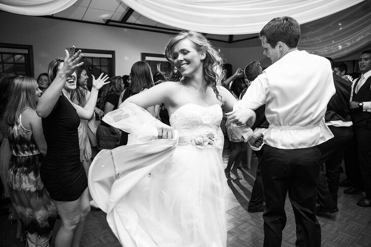 The newlyweds danced to Ben Rector's "Forever Like That" and then spent the rest of the evening on the dance floor.