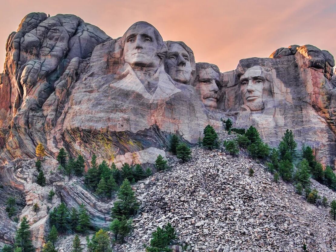 Picture of Mount Rushmore National Memorial