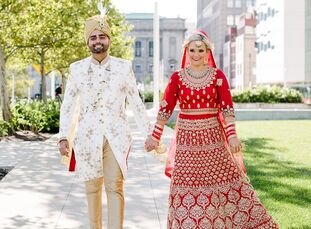 Lindsay and Paurush gave their respective Western and Indian cultures time in the spotlight on their wedding day. “We had two separate ceremonies, whi