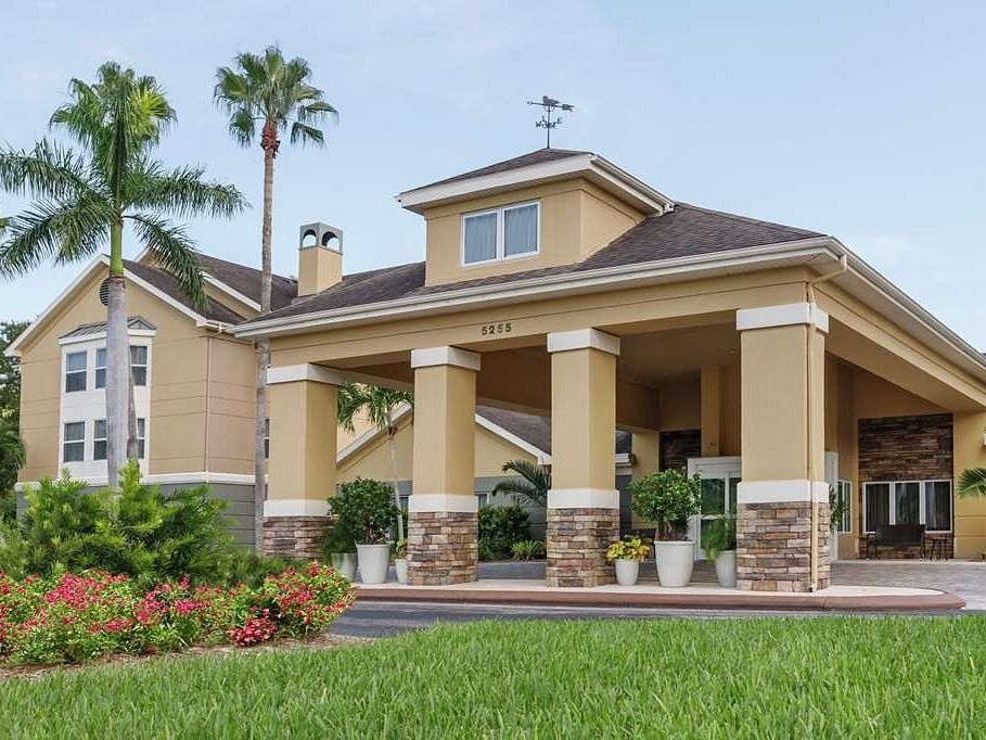 Picture of Homewood Suites by Hilton Fort Myers