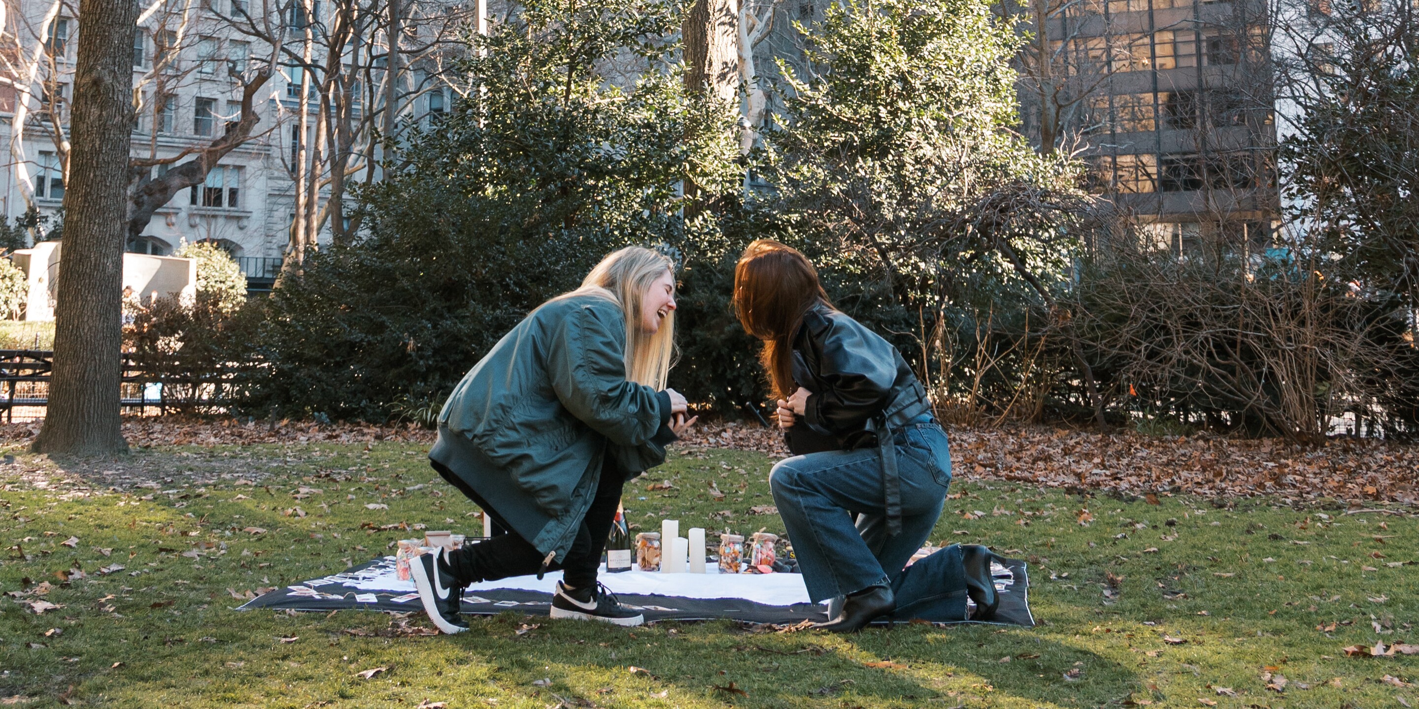 Amanda & Amelia Home Page Banner