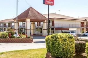 Picture of Econo Lodge&Suites Bricktown